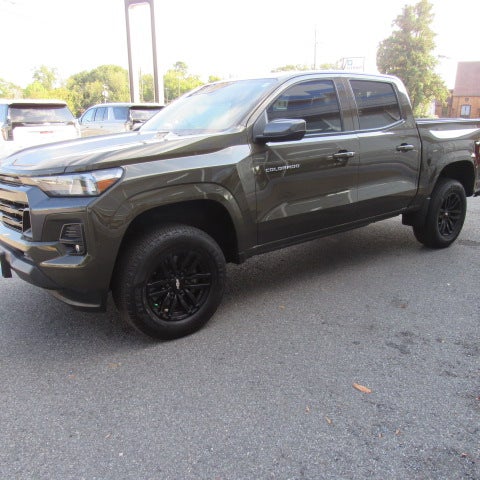 2024 Chevrolet Colorado LT