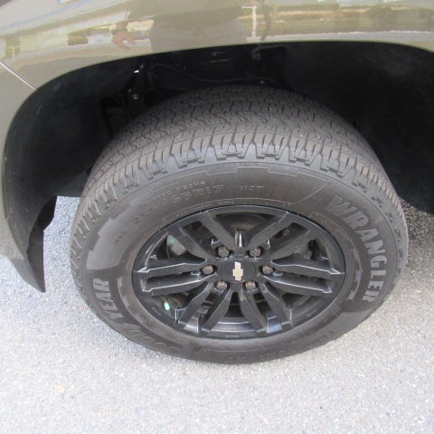 2024 Chevrolet Colorado LT