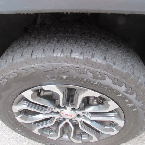 2025 GMC Canyon Denali