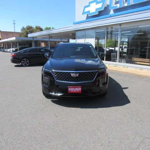 2025 Cadillac XT4 Premium Luxury